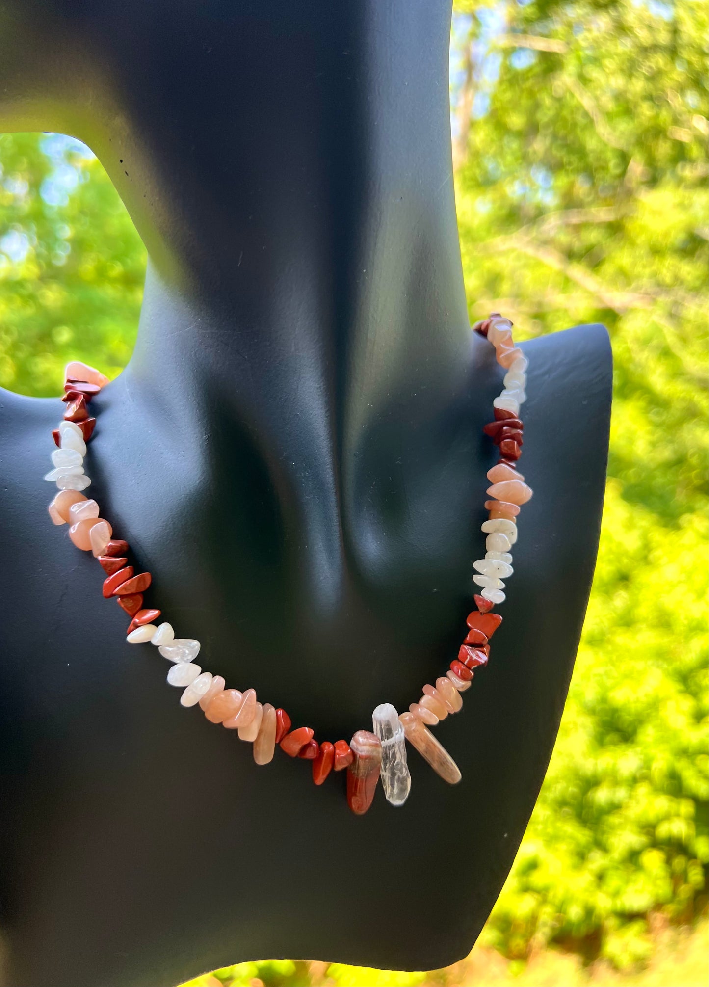 AURA CHOKER